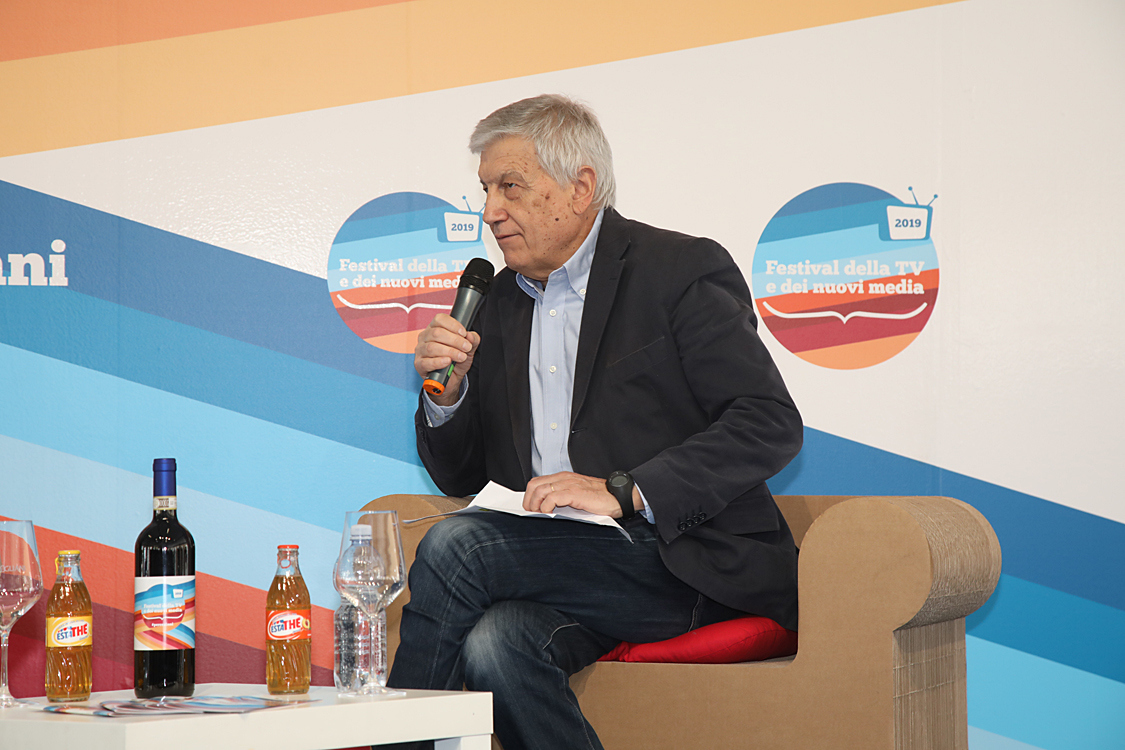 Festival della TV e dei Nuovi Media 2019_187.jpg - Fabrizio Salini e Aldo Grasso L’Amministratore Delegato RAI racconta il suo progetto di media company. Un dialogo tra Fabrizio Salini e Aldo Grasso.